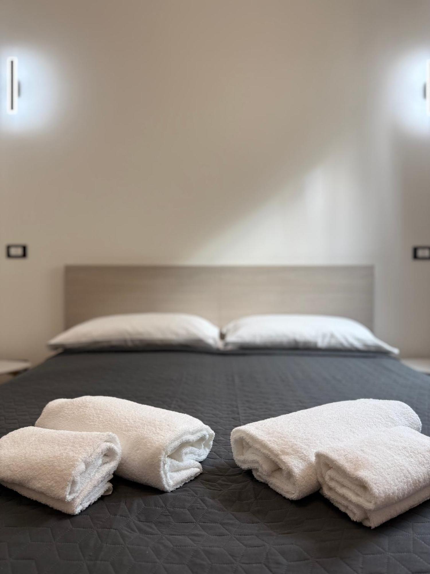 Infinity House - Eleganza Moderna Tra Treviso E Venezia Hotel Casier Room photo