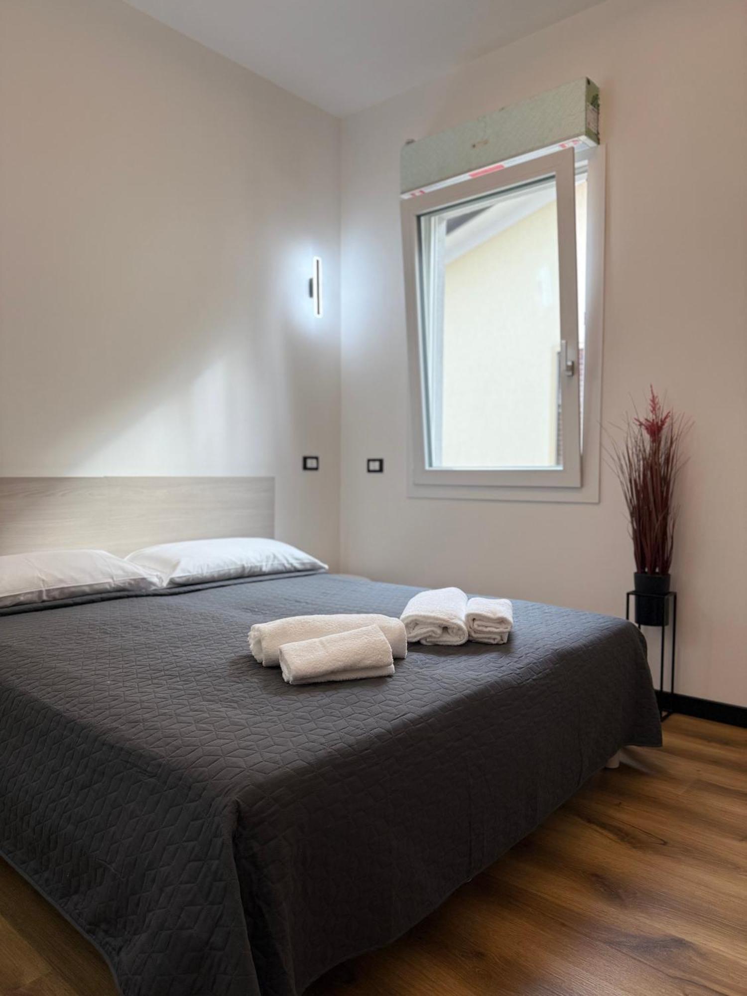 Infinity House - Eleganza Moderna Tra Treviso E Venezia Hotel Casier Exterior photo