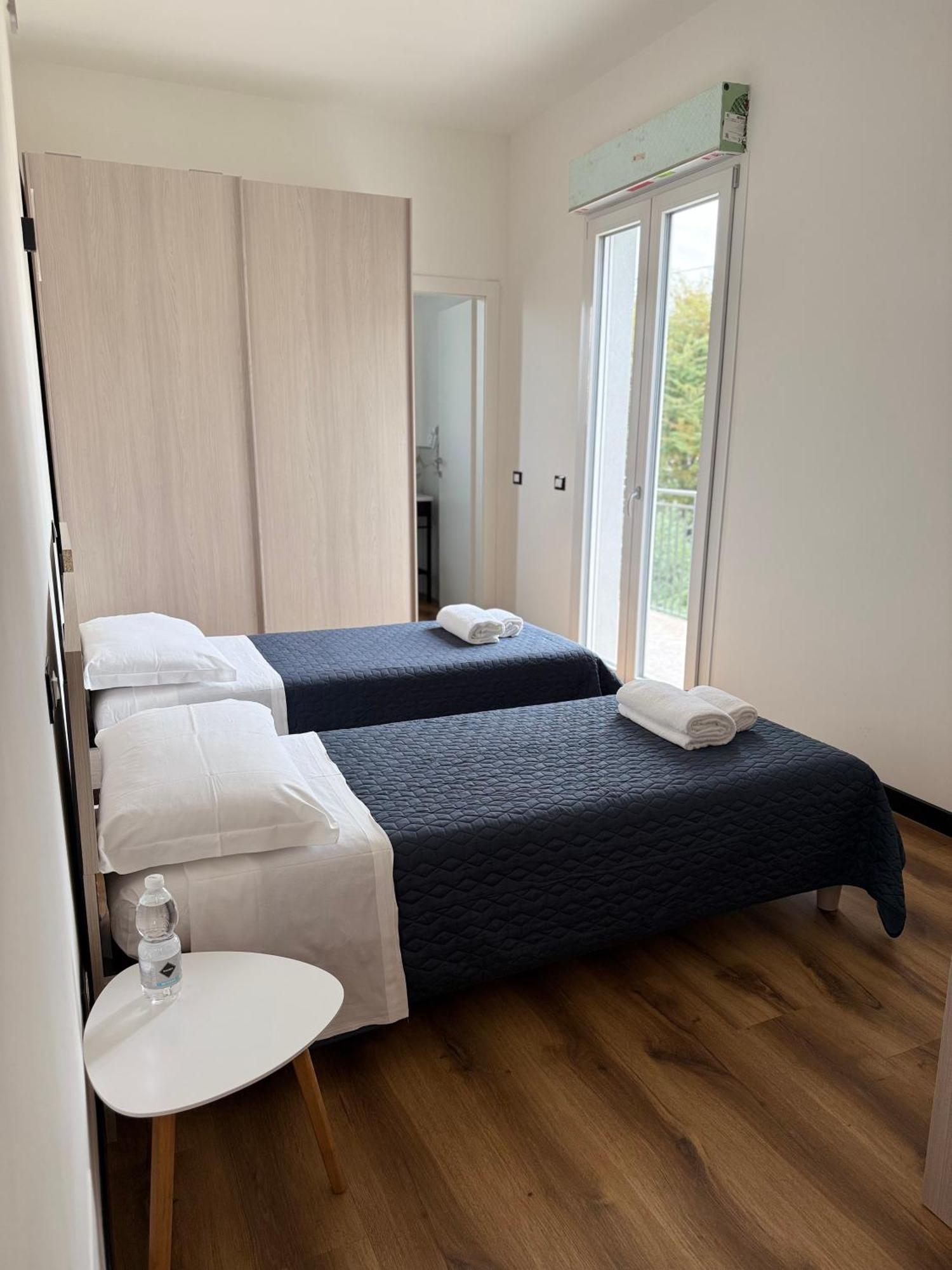 Infinity House - Eleganza Moderna Tra Treviso E Venezia Hotel Casier Exterior photo